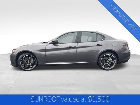 New 2025 Alfa Romeo Giulia AWD w/ Driving Assist Package image 4