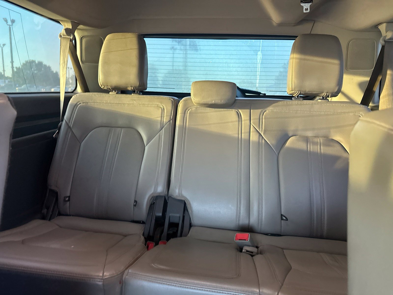 Used 2021 Ford Expedition Max Limited AWD/4WD image 8