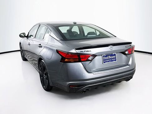 Certified 2022 Nissan Altima 2.5 SR w/ Midnight Edition Package image 6