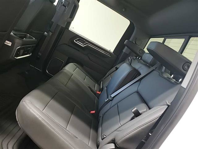 Used 2026 Chevrolet Silverado 2500 LTZ w/ LTZ Premium Package AWD/4WD image 10