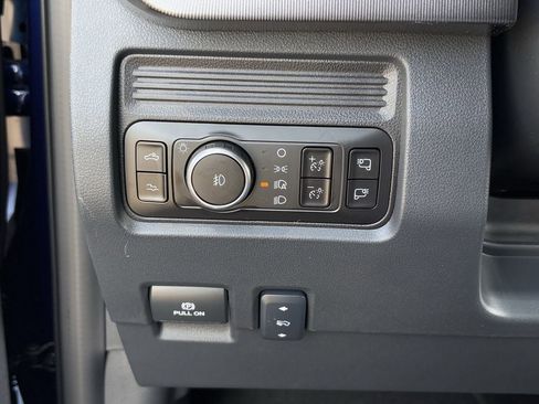 New 2026 Ford F450 Platinum image 23