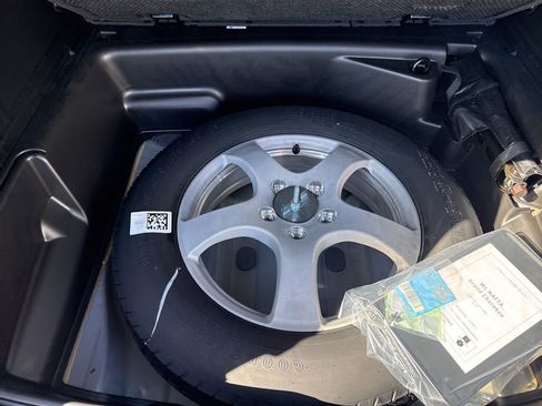 New 2025 Jeep Grand Cherokee Altitude image 15