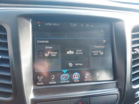 Used 2016 Chrysler 200 Limited FWD image 15
