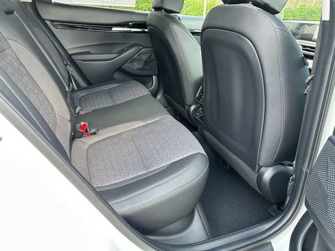 New 2026 Kia Seltos S FWD image 22
