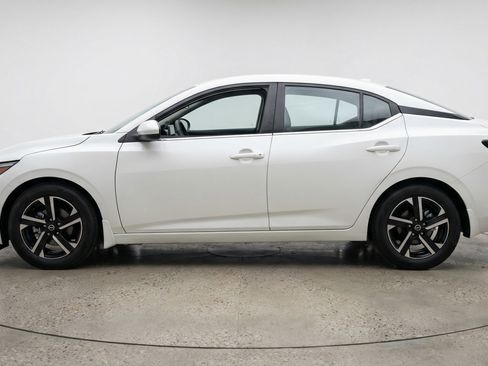 Used 2025 Nissan Sentra SV FWD image 5
