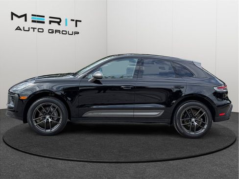 Used 2023 Porsche Macan Turbo AWD/4WD image 5