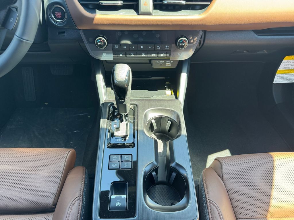 New 2026 Subaru Outback Touring AWD/4WD image 12