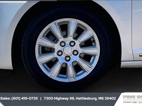 Used 2012 Buick LaCrosse Premium w/ Driver Confidence Package image 7