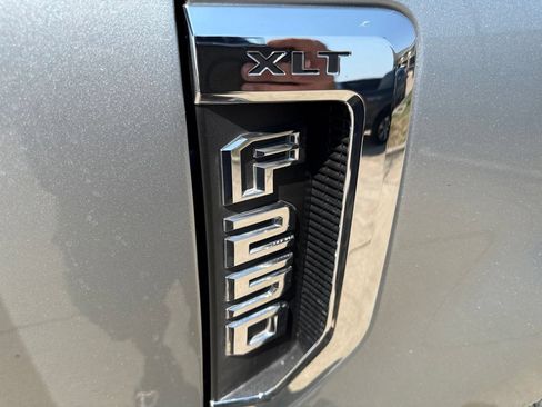 Used 2022 Ford F250 XLT AWD/4WD image 16