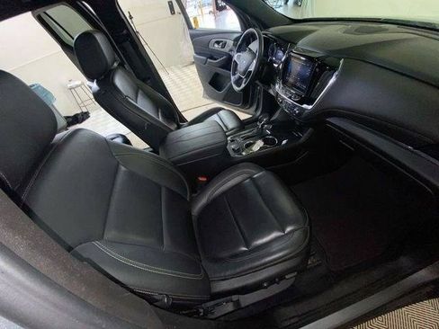 Used 2023 Chevrolet Traverse LT w/ Midnight/Sport Edition AWD/4WD image 43