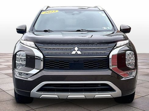 Used 2023 Mitsubishi Outlander SEL AWD/4WD image 3
