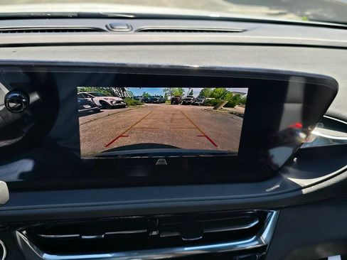 New 2026 Buick Envista Sport Touring w/ Convenience I Package FWD image 21