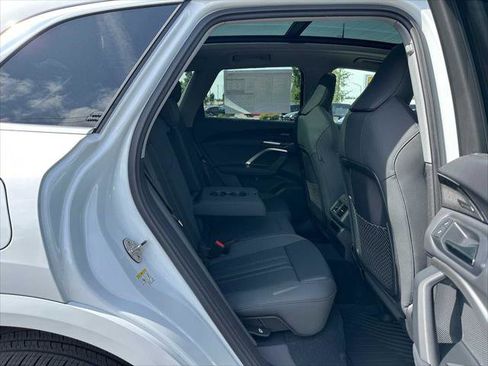 New 2025 Audi Q5 Premium Plus image 12