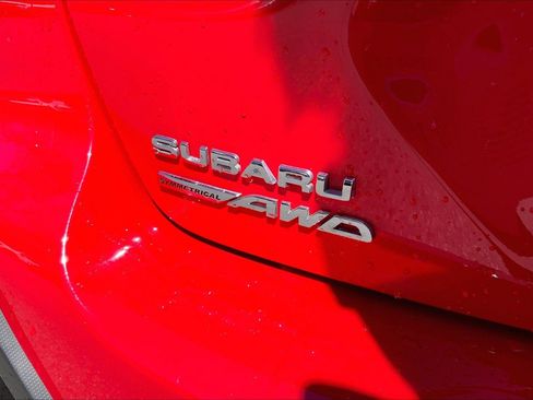 Used 2024 Subaru Crosstrek 2.0i Premium w/ Crosstrek Mirror Package AWD/4WD image 16