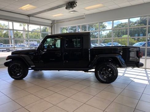 New 2023 Jeep Gladiator Sport AWD/4WD image 3