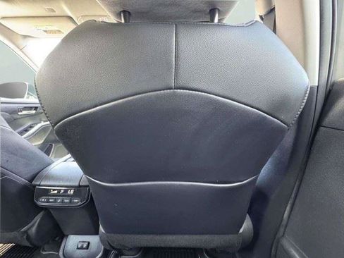 Used 2021 Toyota Highlander XLE AWD/4WD image 55