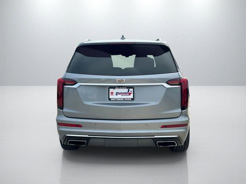 Used 2023 Cadillac XT6 Luxury FWD image 6
