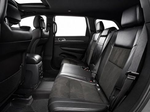Used 2019 Jeep Grand Cherokee Altitude AWD/4WD image 18