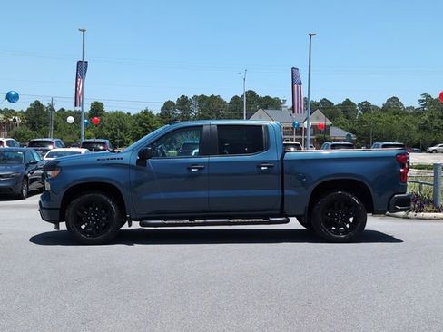Used 2024 Chevrolet Silverado 1500 Custom w/ Turbomax Blackout Package RWD image 8