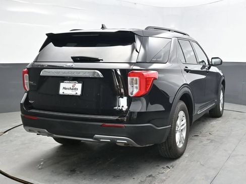 Used 2023 Ford Explorer XLT w/ Equipment Group 202A AWD/4WD image 6