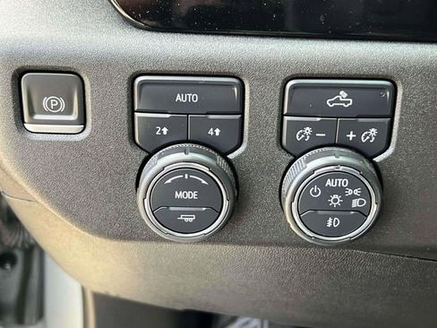 Certified 2023 Chevrolet Silverado 1500 RST AWD/4WD image 22