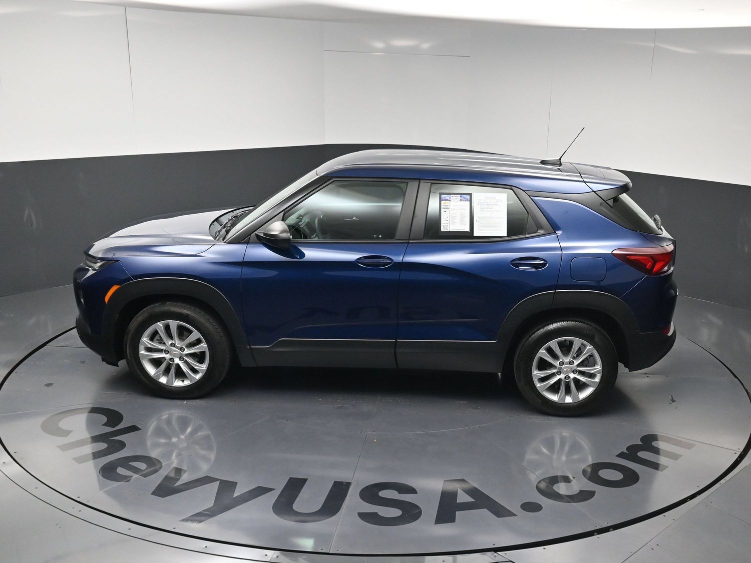 Used 2023 Chevrolet TrailBlazer LS FWD image 29