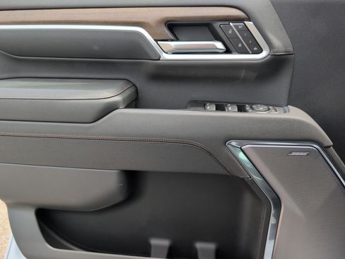New 2026 Chevrolet Silverado 2500 High Country w/ High Country Premium Package AWD/4WD image 15