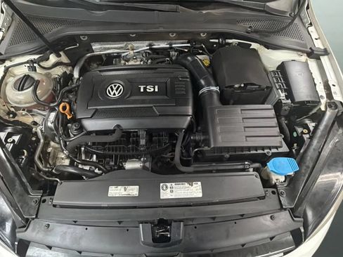 Used 2016 Volkswagen Golf SE FWD image 23