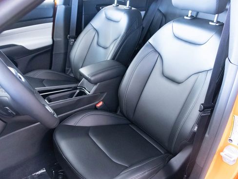 New 2026 Jeep Compass Limited image 17