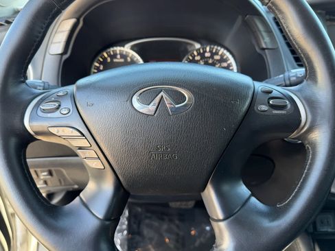 Used 2019 INFINITI QX60 Luxe w/ Essential Package image 29