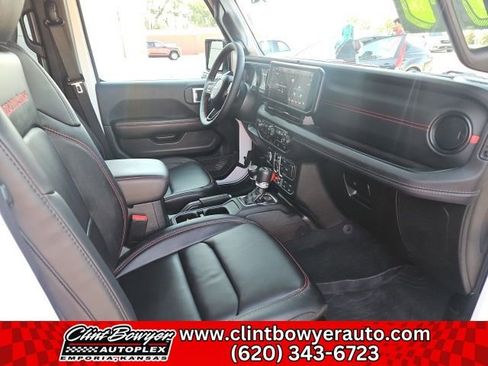 Used 2024 Jeep Wrangler Unlimited Rubicon w/ Convenience Group image 29