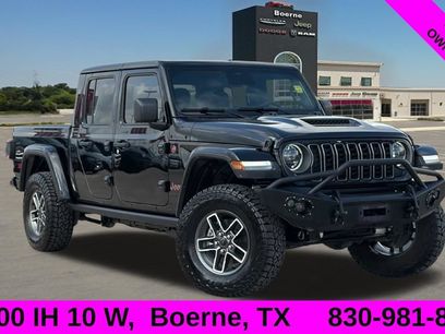 Used 2026 Jeep Gladiator Mojave