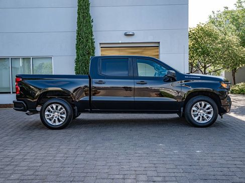 Used 2024 Chevrolet Silverado 1500 Custom RWD image 4