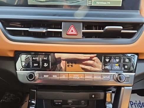 Certified 2024 Kia Seltos SX image 16