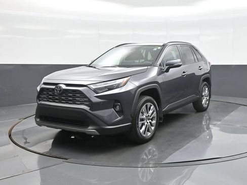 Used 2023 Toyota RAV4 Limited w/ Limited Grade Weather Package AWD/4WD image 3