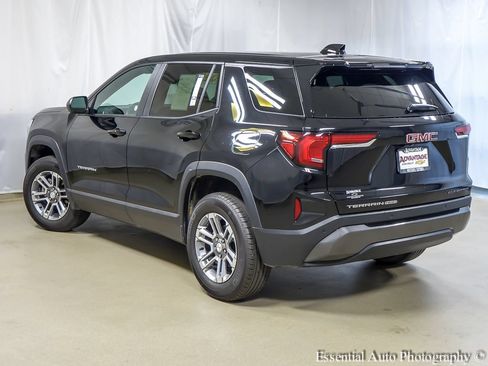 Used 2025 GMC Terrain Elevation AWD/4WD image 8