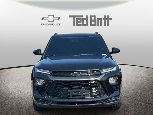Used 2023 Chevrolet TrailBlazer RS w/ Convenience Package AWD/4WD image 2