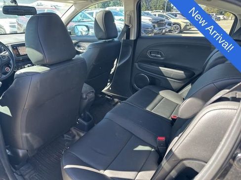 Used 2017 Honda HR-V EX-L image 10