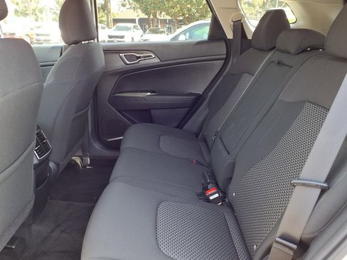 Certified 2023 Kia Sportage LX image 10