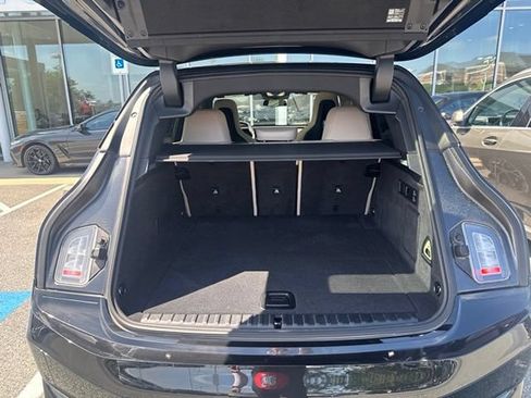 Used 2024 BMW iX xDrive50 w/ Sport Package AWD/4WD image 16