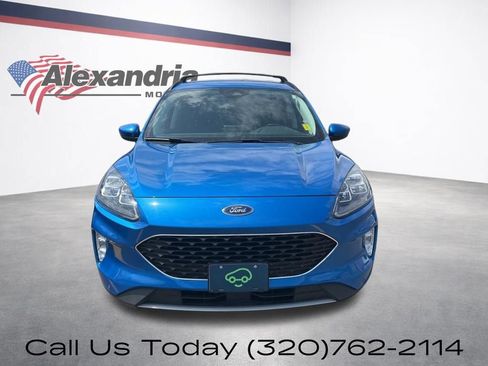 Used 2021 Ford Escape Titanium AWD/4WD image 2