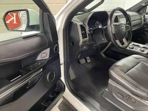 Used 2021 Ford Expedition Max XLT image 10