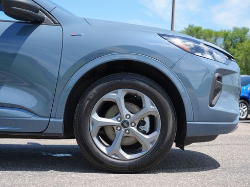 Used 2023 Ford Escape ST-Line w/ Tech Pack #1 AWD/4WD image 13