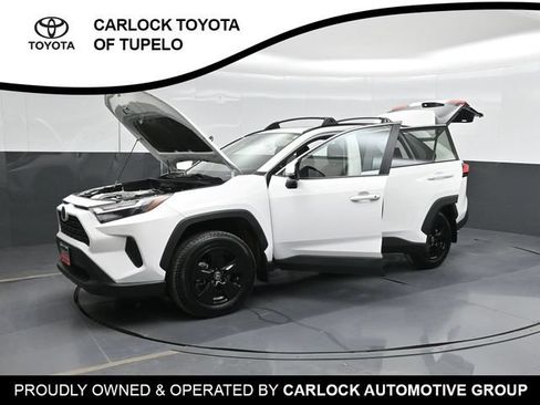 Used 2025 Toyota RAV4 XLE w/ Convenience Package FWD image 53