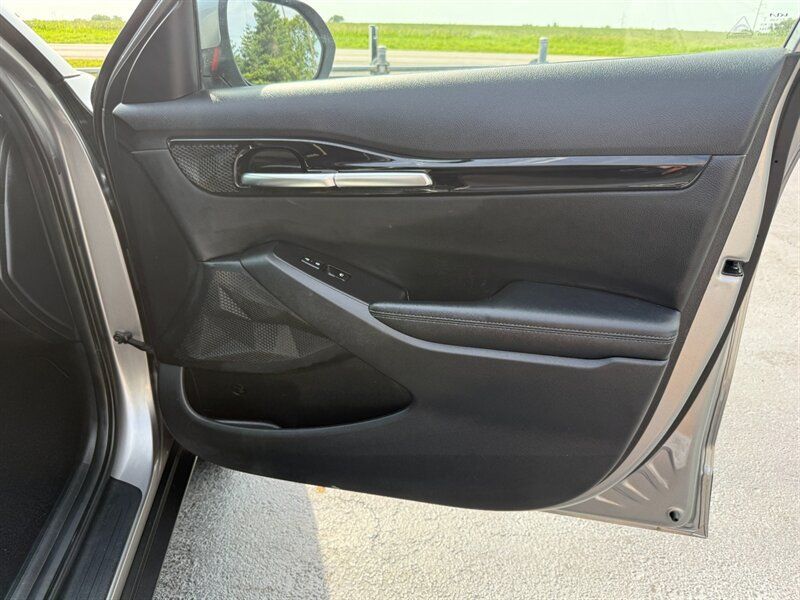 Used 2024 Kia Seltos S AWD/4WD image 30