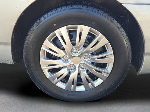 Used 2007 Toyota Corolla LE image 11