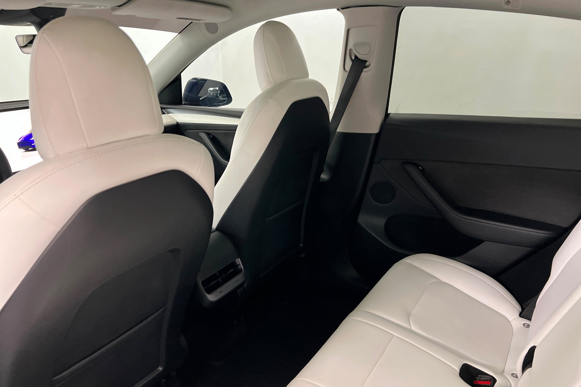 Used 2023 Tesla Model Y Performance AWD/4WD image 20