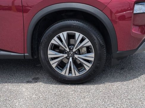 Used 2023 Nissan Rogue SV FWD image 12