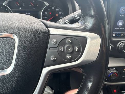 Used 2018 GMC Terrain SLT w/ Preferred Package AWD/4WD image 17