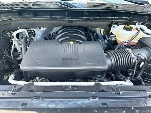 Used 2025 GMC Sierra 1500 SLT AWD/4WD image 30